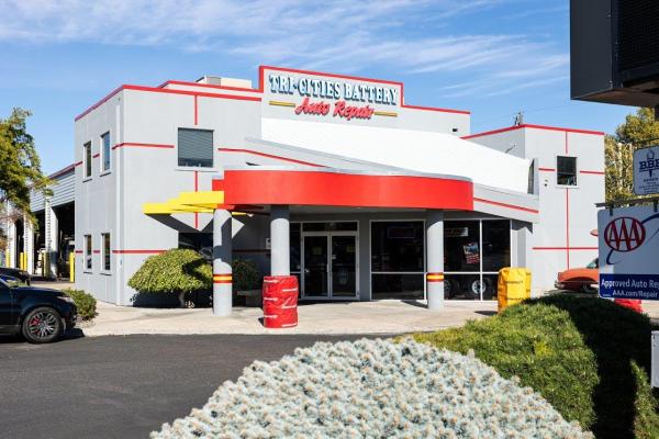 Tri-Cities Battery Tire Pros