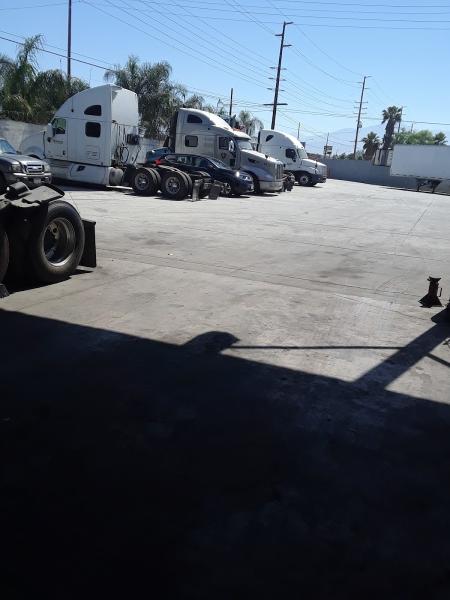 El Coyote Truck Repair