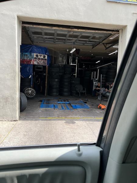 Paredes Tire Shop