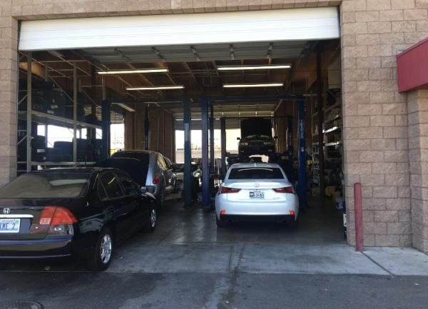 In & Out Tire & Auto