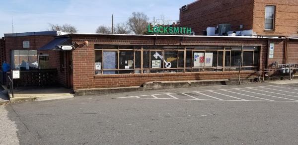 Beaver Lock & Key