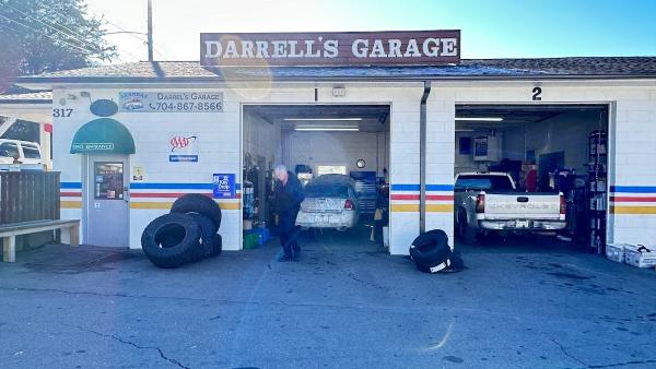 Arandas Darrell's Garage