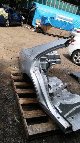 Universal Auto Body LLC