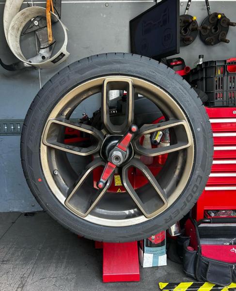 24 Hour Mobile Tire Service