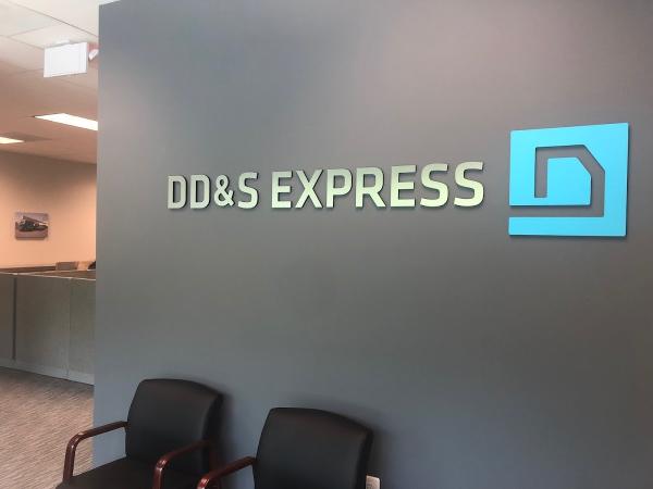 Dd&s Express