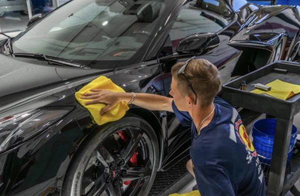 Pit Stop Auto Detailing & Vehicle Storage