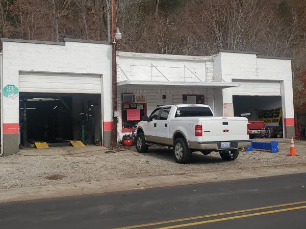 Ponder Auto Supply and Old Iron Garage