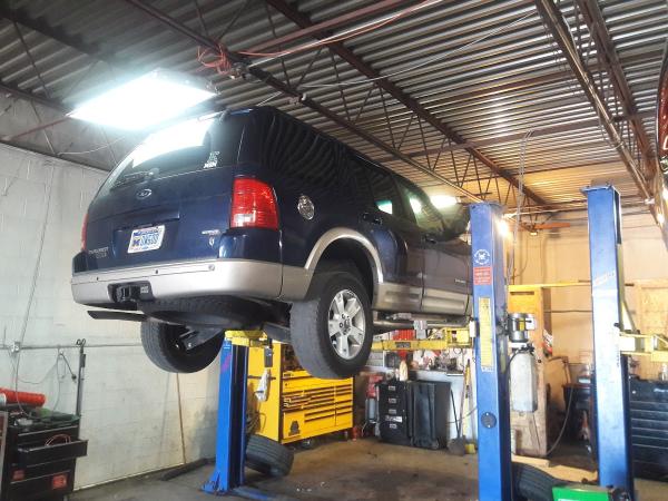 Skinny's Auto Service