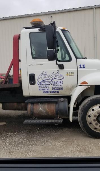 Alvie's Towing