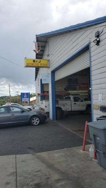 R & J Automotive