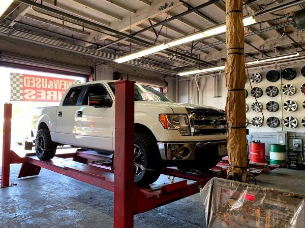 Big Tire & Wheels