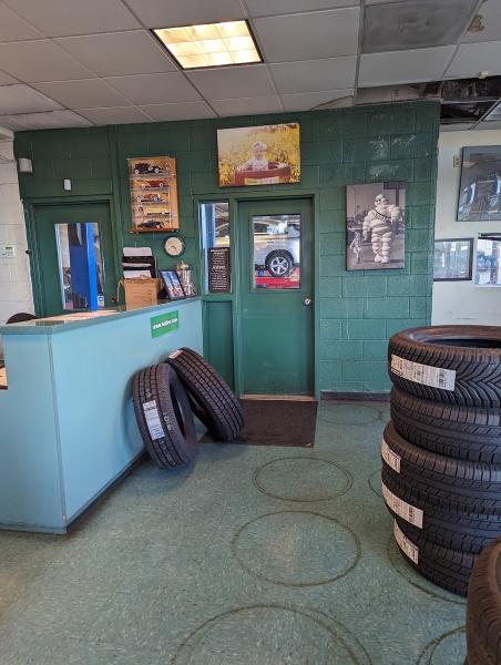 H & J Tire