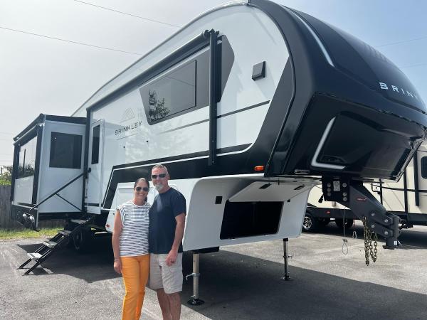 Nomadic 365 Mobile RV Services