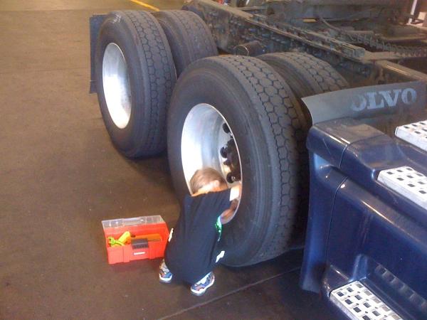 Hardin County Truck & Trailer