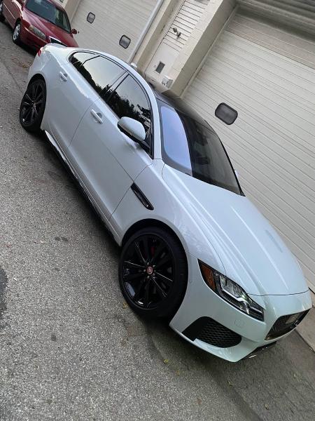 Headturnerz Window Tinting