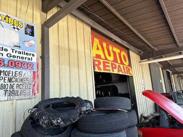 Leon Tires