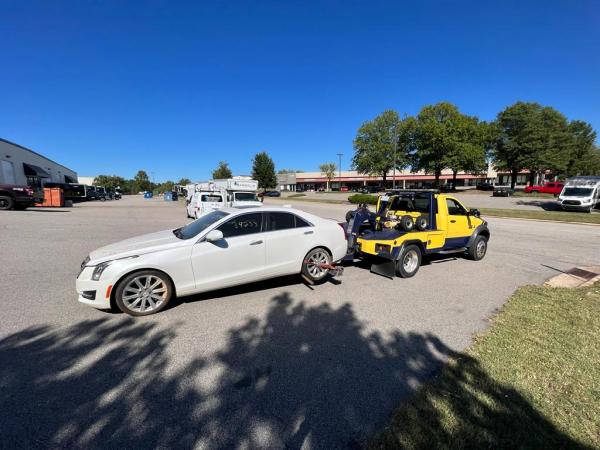Mano's Towing & Recovery