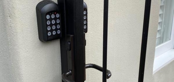 E.m.a Locksmith