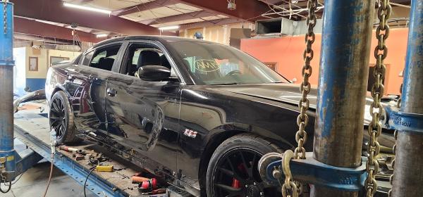 Mosley Ave Frame & Body Repair