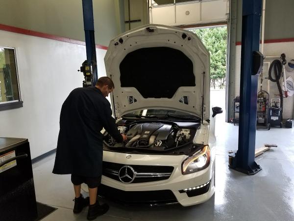 Alex Automotive Mercedes & BMW Service