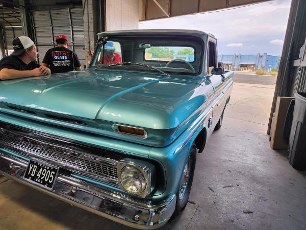 Clayton's Auto Glass