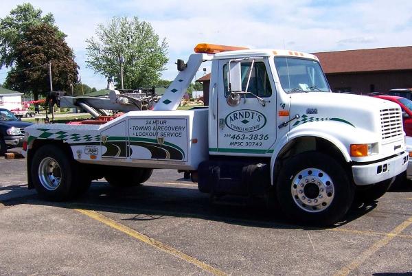 Arndt's Towing and Recovery