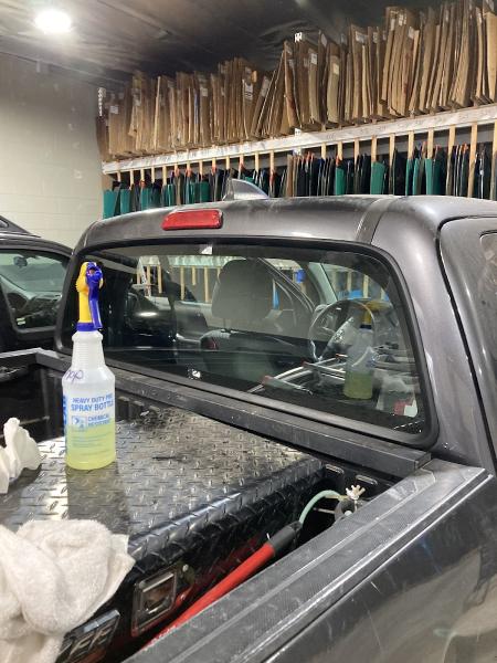 P&G Auto Glass