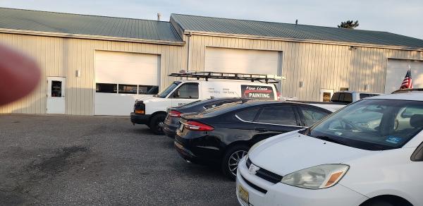 Eddie's Auto Body Shop Inc
