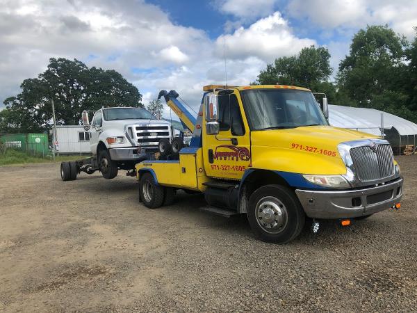 Castores Towing