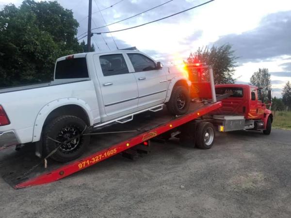 Castores Towing