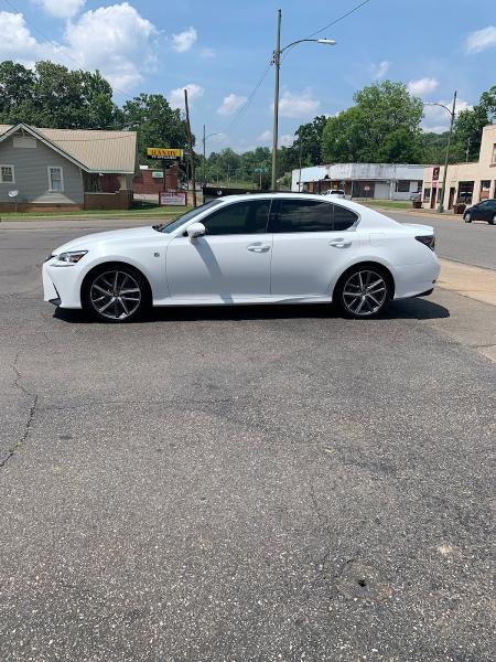 Neat & Clean 100% Hand Car Wash