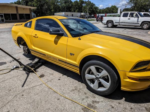 Latino Tires