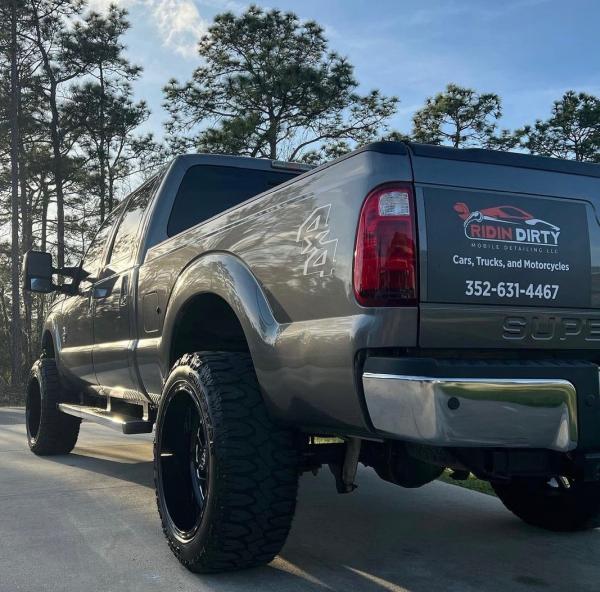 Ridin Dirty Mobile Detailing LLC
