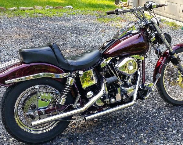 551 Custom Gallery LLC