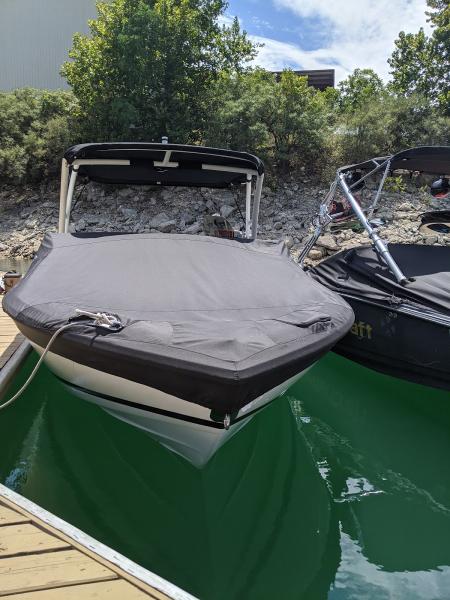 Deck Hands Mobile Boat & Auto Detailing