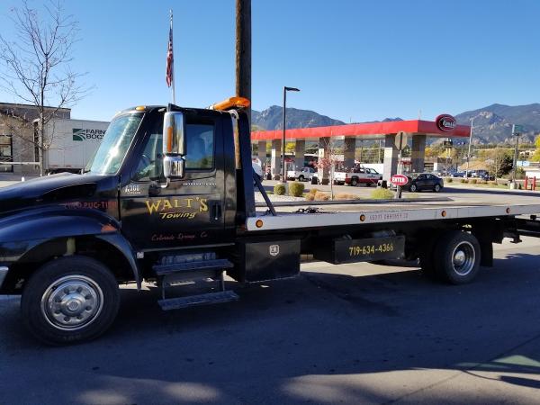 Walt's Towing