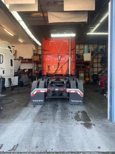 United Truck & Trailer Repair