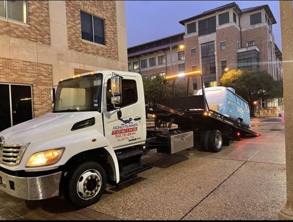 Roadrunner Towing