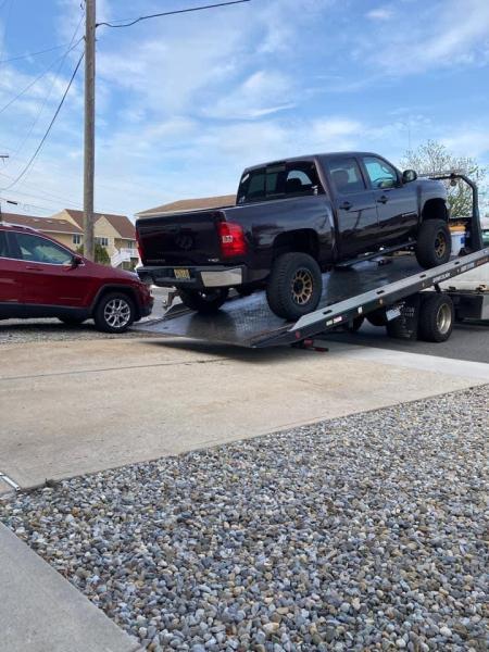 D & L Towing