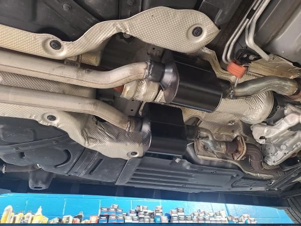 Azteca's Mufflers & Brakes