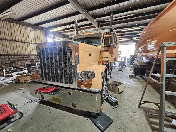 Izzys Kustoms Truck and Trailer Repair