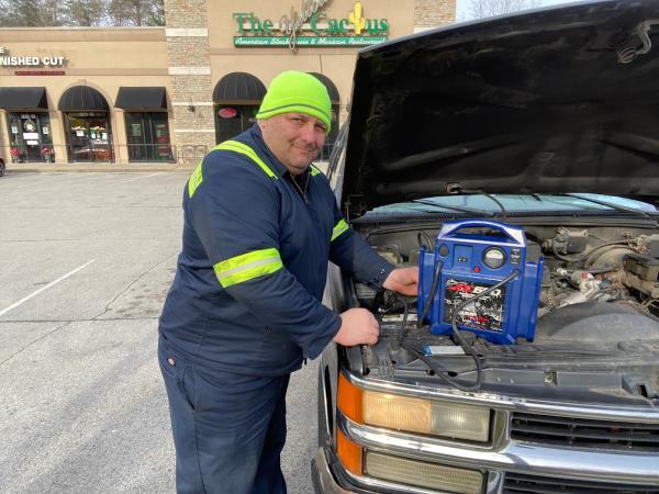 Razor Towing & Emergency Roadside Assistance