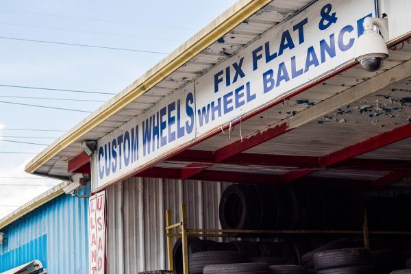 Best Tire & Wheel