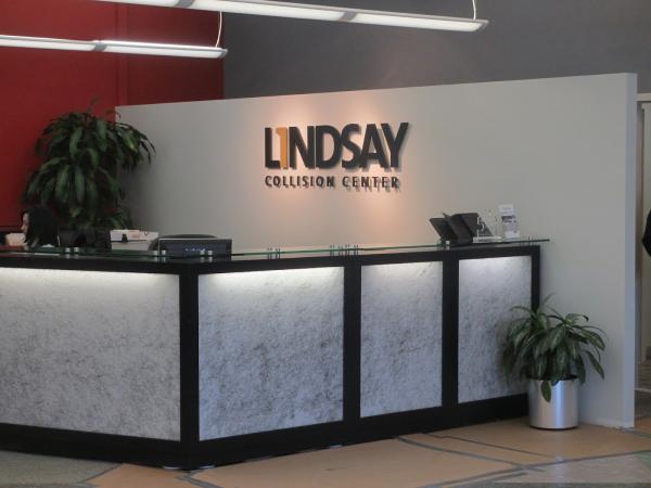 Lindsay Collision Center Springfield