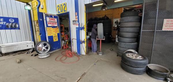 G M Tire Shop