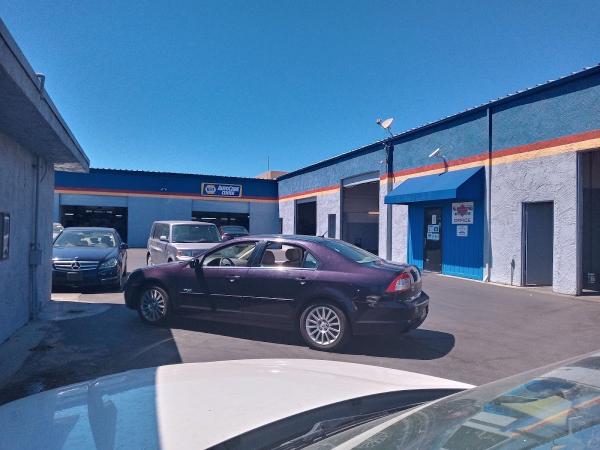 Palms to Pines Automotive
