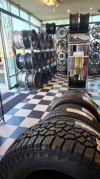 Perez Wheels & Tires