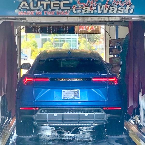 Arco Paradise Car Wash