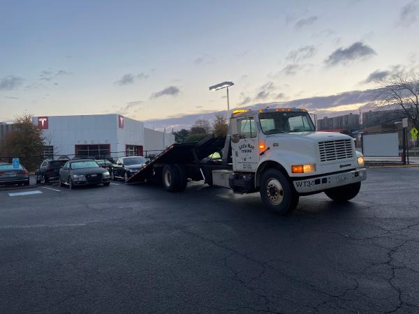 Little Man Towing & Recovery