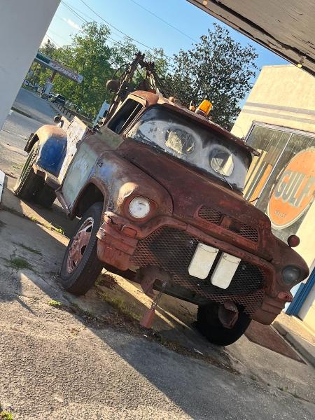 Rc's Service Station